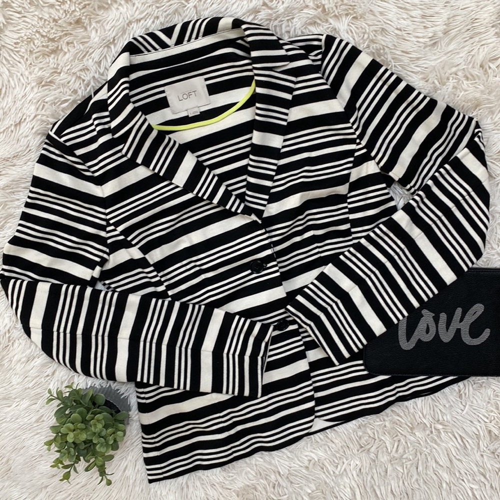 Loft Striped Scuba Brazer 💗 Black White & Lime
